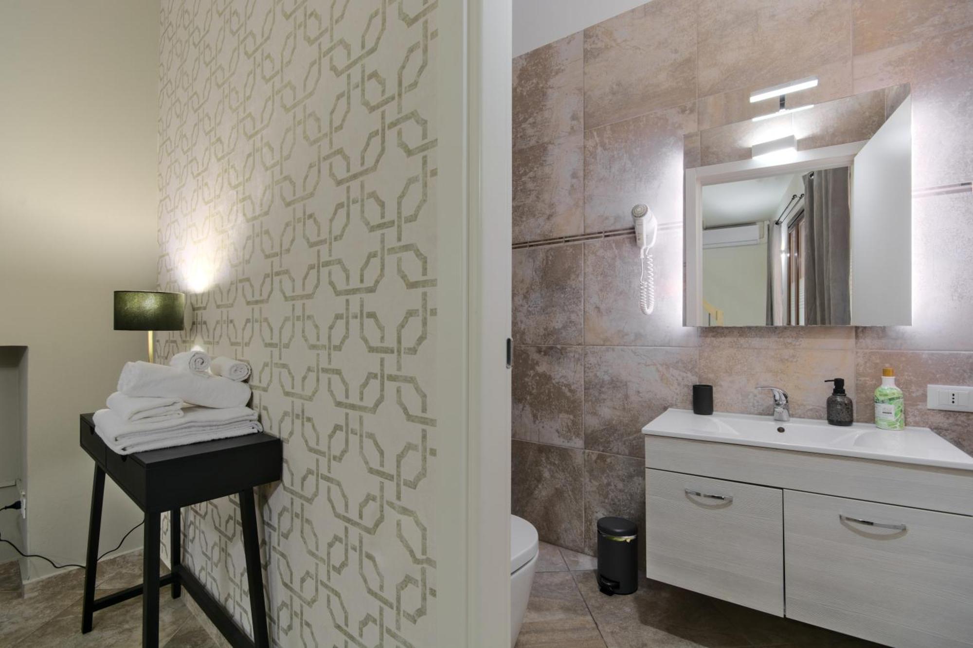 Imola Suites Exterior foto